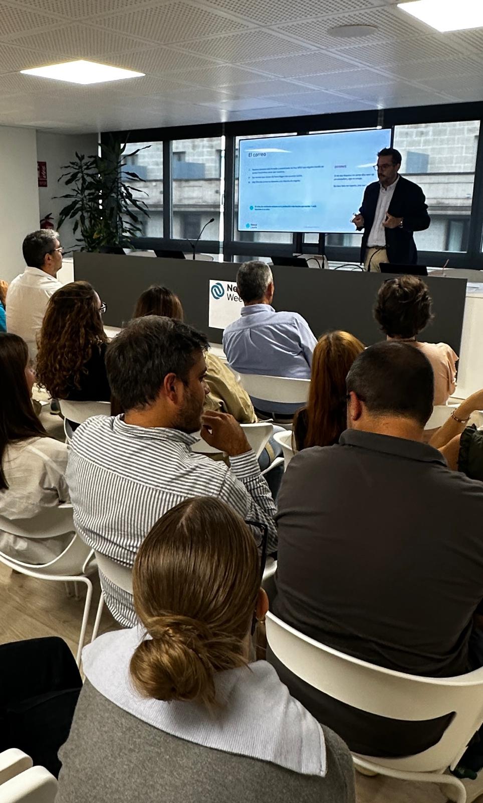 Ponente en una charla de ciberseguridad de ADMNetwork